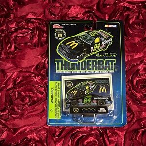 Thunderbat Die-Cast Stock Car - Bill Elliott